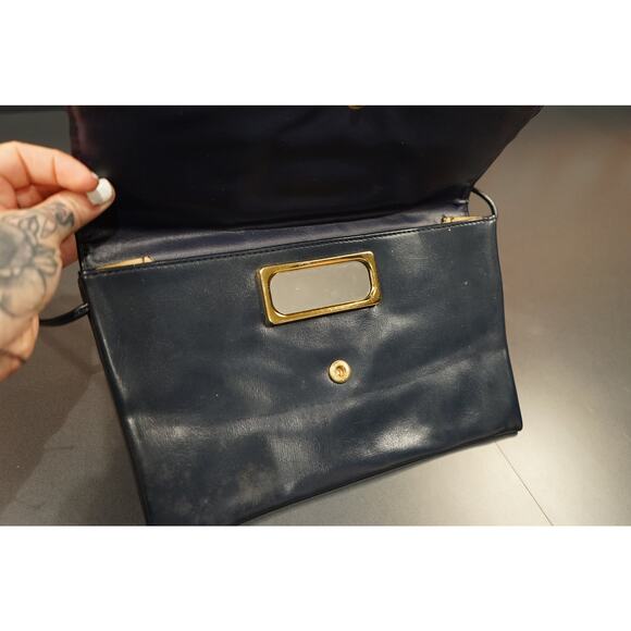 Vintage leather Navy Blue Purse with built in mirror - Picture 5 of 6